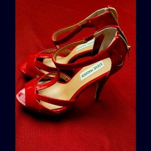 Steve madden t strap heels